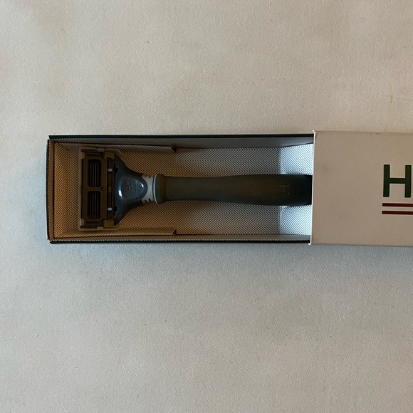 Mens Harry’s Razor - Picture 2 of 2